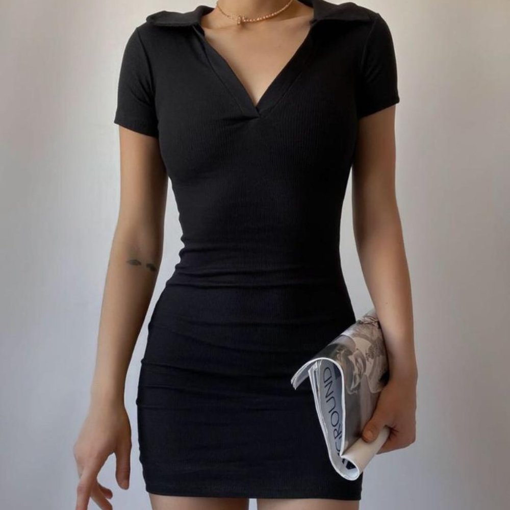 V-neck slim fit mini dress